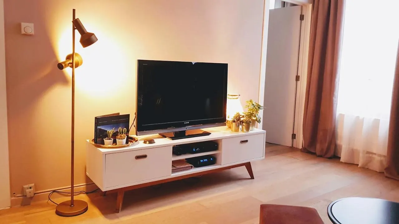 Bnb Antwerpen - Charmant Belgio